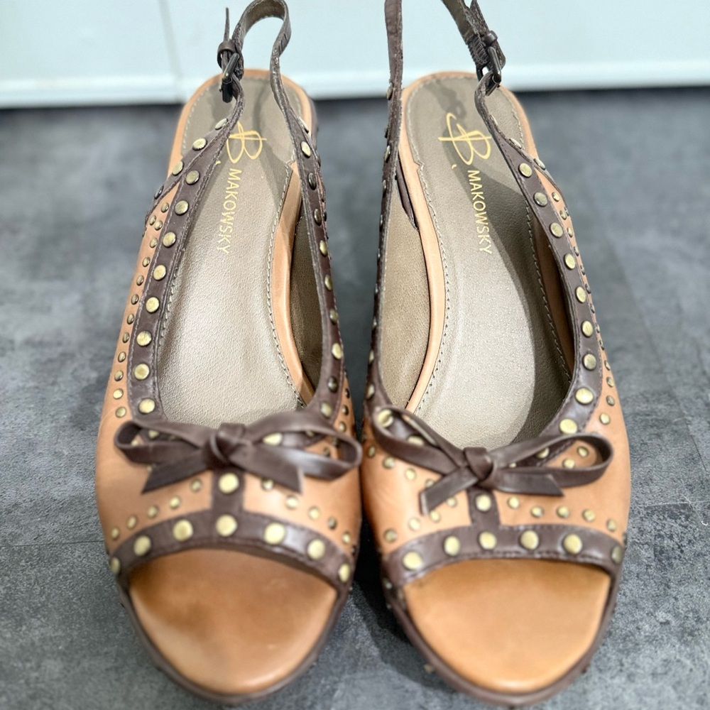b. makowsky Tan and Brown wedge leather heels!